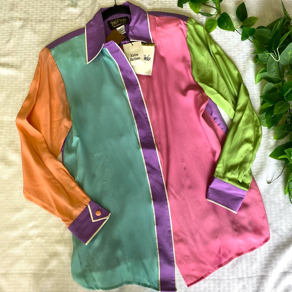 BOB MACKIE WEARABLE ART SHIRT!